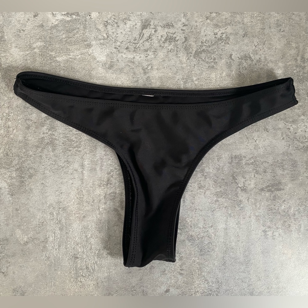 Brazilian bikini bottoms